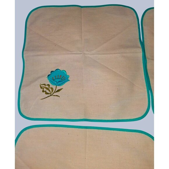 Set Of 4 Embroidered Floral Cloth Napkins With Teal Trim - Picture 4 of 8